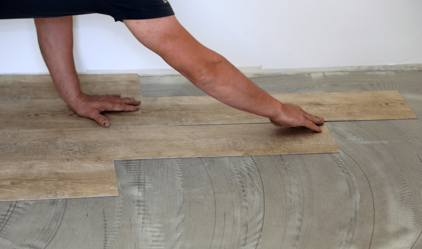 LAMINATE FLOORING